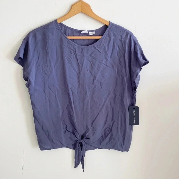 Melrose and Market blue short sleeve tie front top - Picture 1 of 8